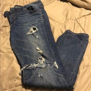 American Eagle high waisted distressed jeans